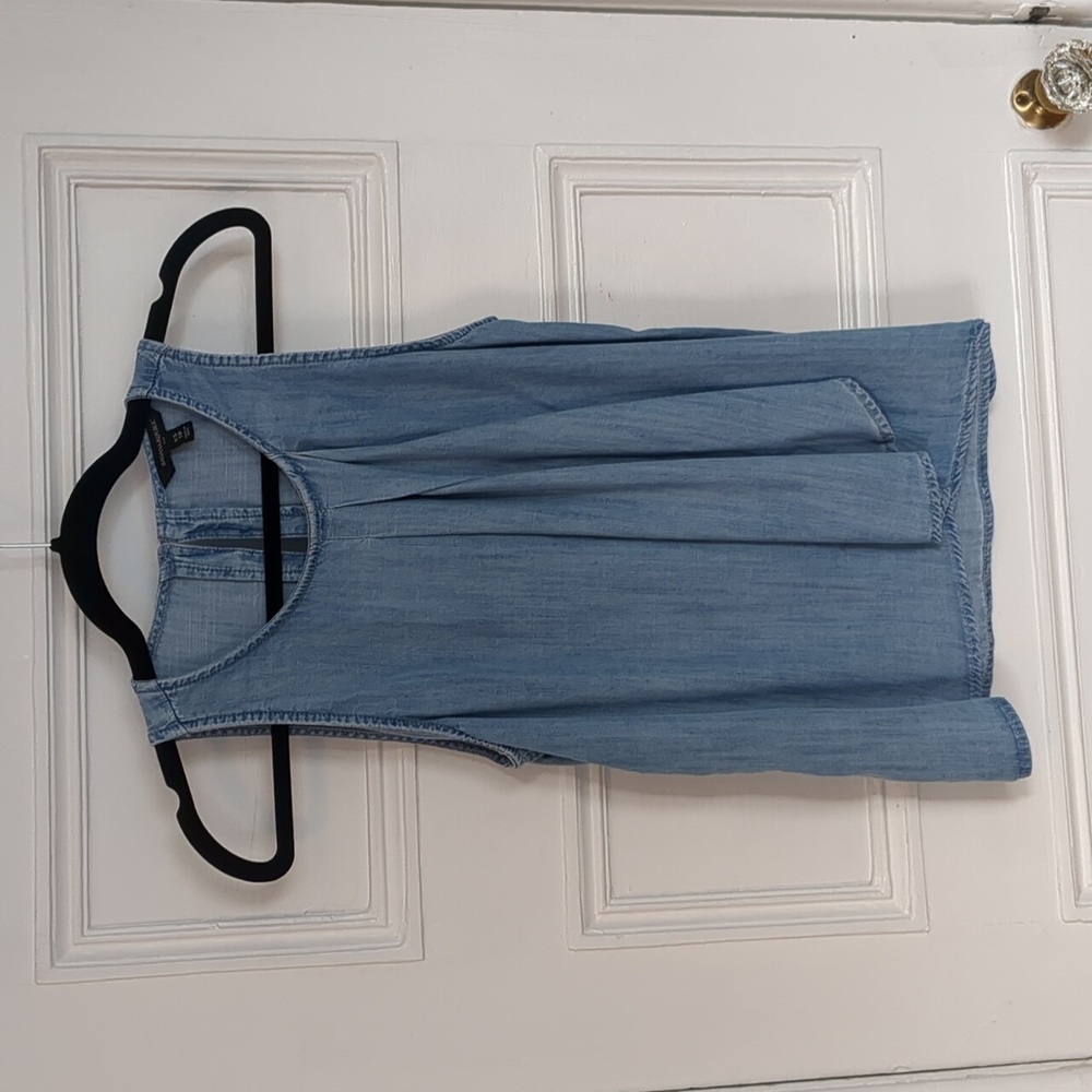 Banana Republic XS flowy flattering tank top